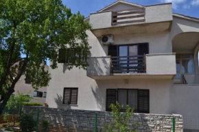 Гостиница apartman DIN-PULA  Пула